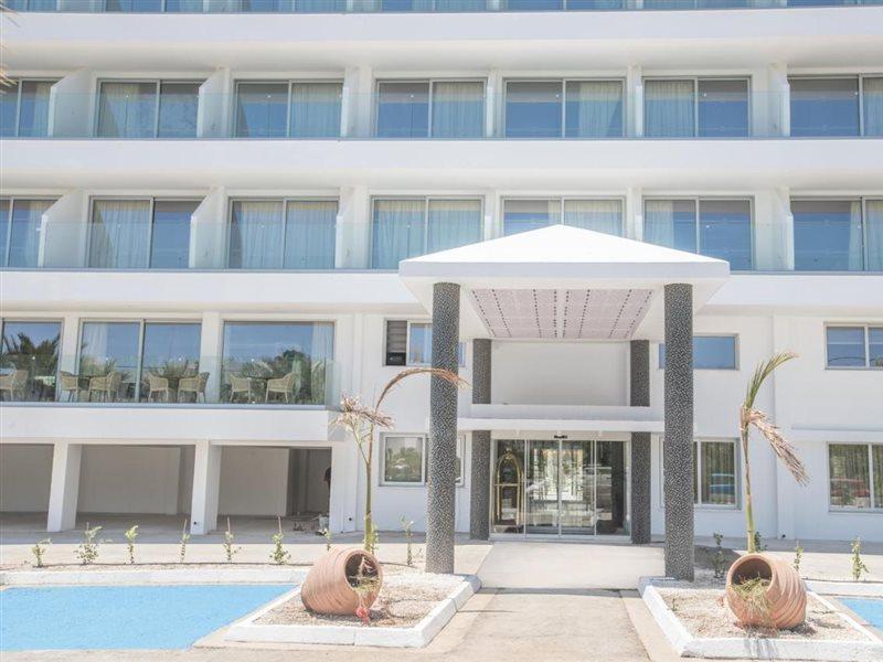 Bohemian Gardens Hotel 프로타라스 외부 사진
