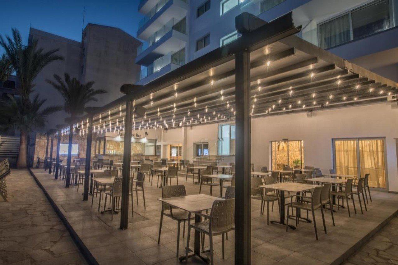 Bohemian Gardens Hotel 프로타라스 외부 사진