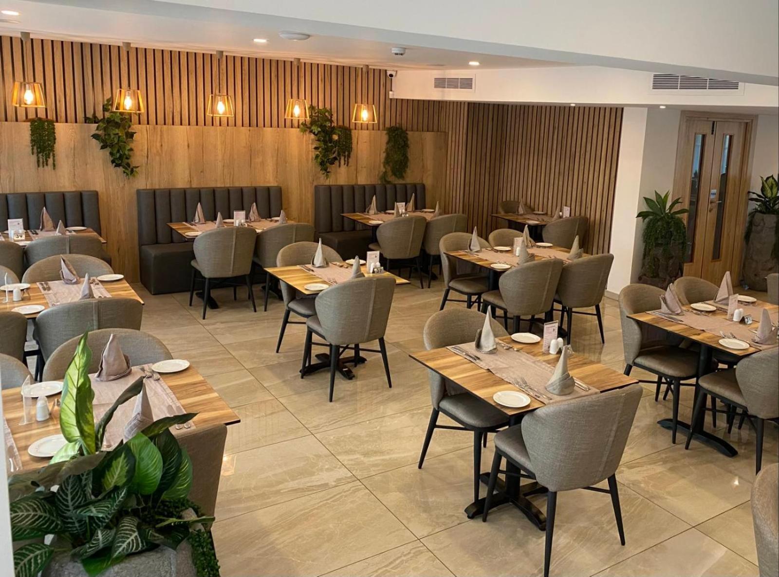 Bohemian Gardens Hotel 프로타라스 외부 사진